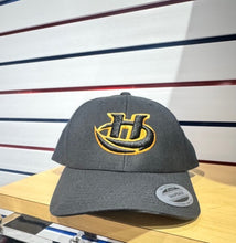 1425- BLK/GOLD HAT