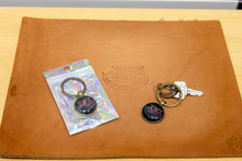 1305- HURRICANES KEY CHAIN